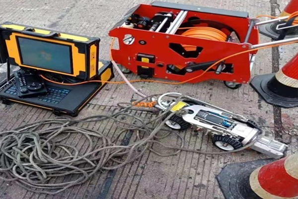 琼山CCTV管道检测机器人